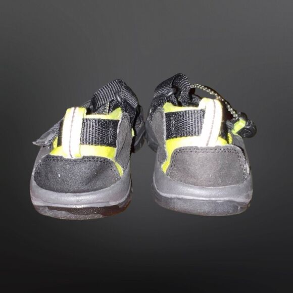 Keen Little Kids' Newport H2 Black/Yellow Sandal Size 12 - Picture 3 of 8